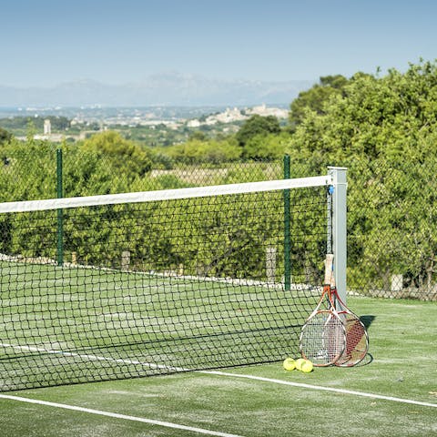 Get competitive over tennis sessions with your neighbours
