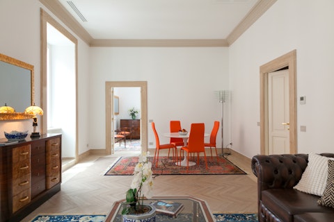 Gather around the dining table to plan your day over breakfast