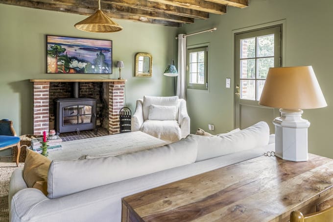 Charming Clog Cottage