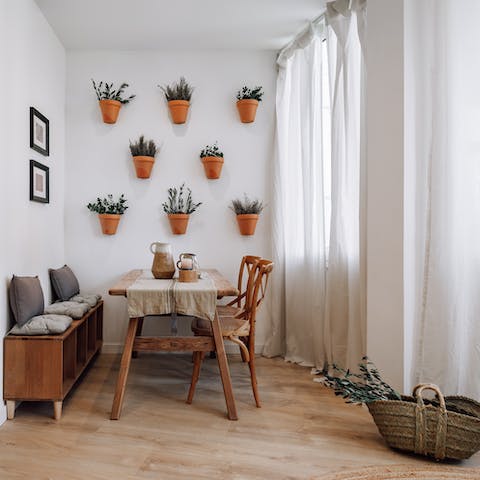 Make plans for the day ahead over a lazy brunch here