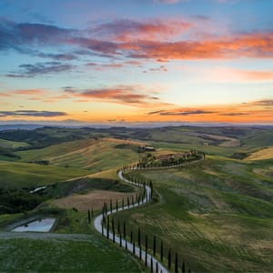 **Beautiful setting** Guests were impressed by the setting of this home, located in the heart of Tuscany and surrounded by lush gardens and stunning views of the countryside. 