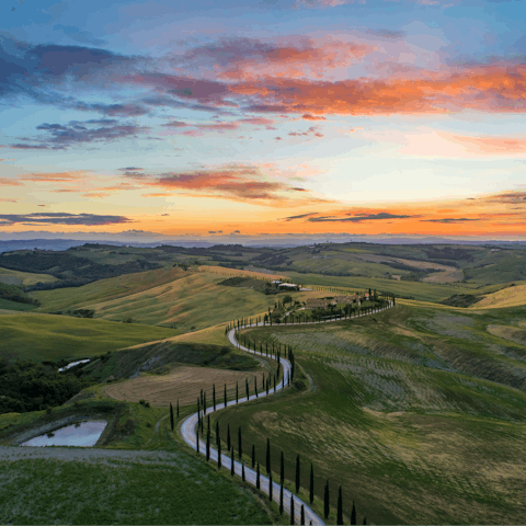 Guests were impressed by the setting of this home, located in the heart of Tuscany and surrounded by lush gardens and stunning views of the countryside.