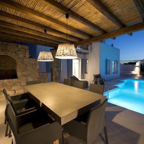 Tuck into delicious alfresco meals with family and friends at your poolside dining area