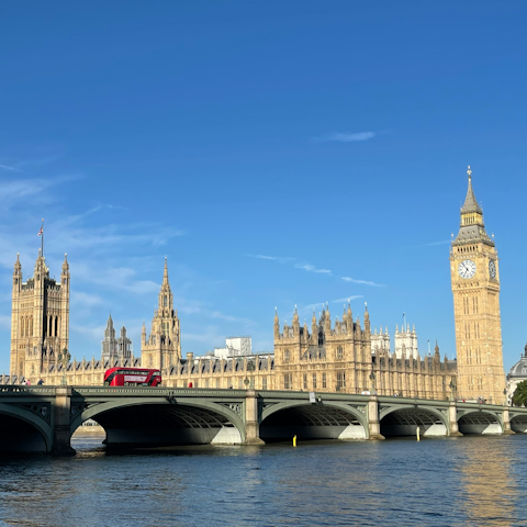 Explore the sights of neighbouring Westminster