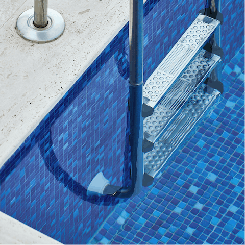 Take a dip in the stunning 37th floor communal pool