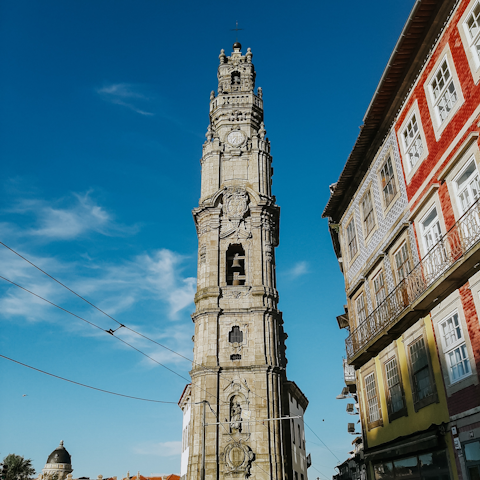 Stay in the heart of Porto, just a six-minute stroll from Clérigos Tower and fifteen from the Douro River