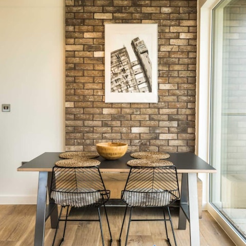Admire the Trellick Tower up close at your dining table