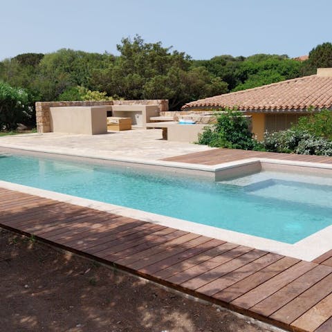 Make a splash in the private pool