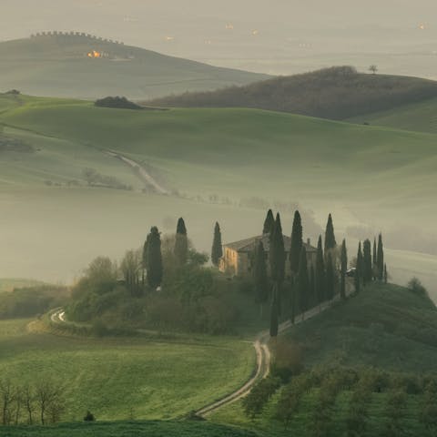 Explore the beautiful villages and towns of Tuscany