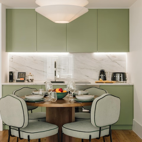 Start the day with breakfast around the dining table