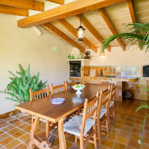 Cook local produce on the barbecue and enjoy a family meal