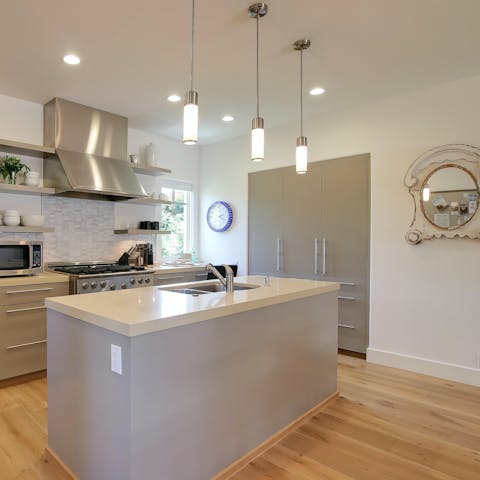 Whip up a feast in the fully equipped kitchen