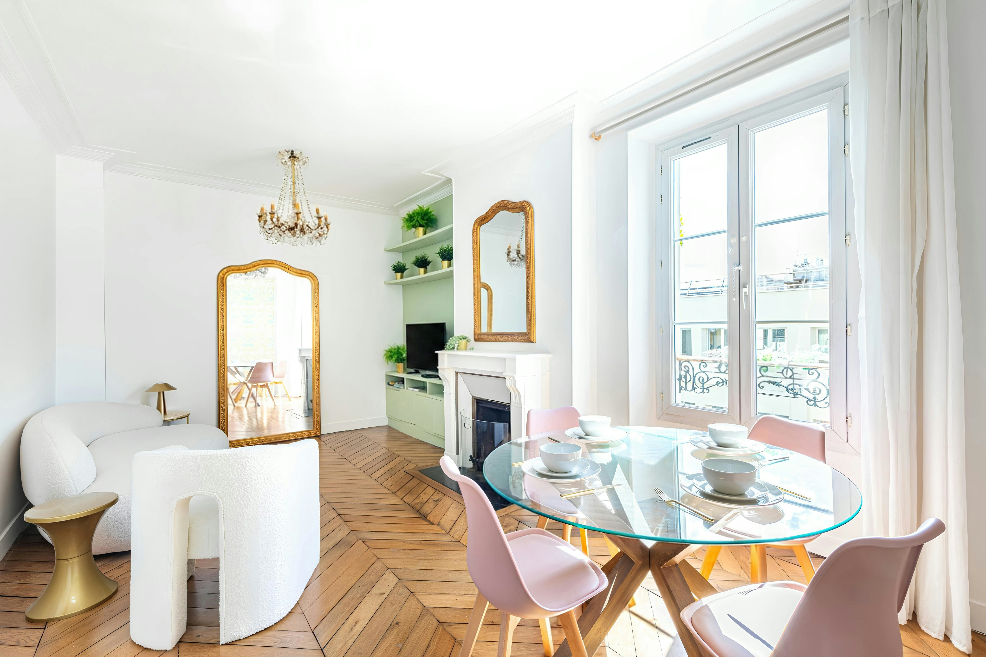 Parisian Ease