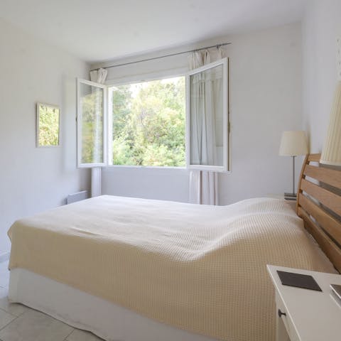 Wake up to the sounds of nature in the serene setting