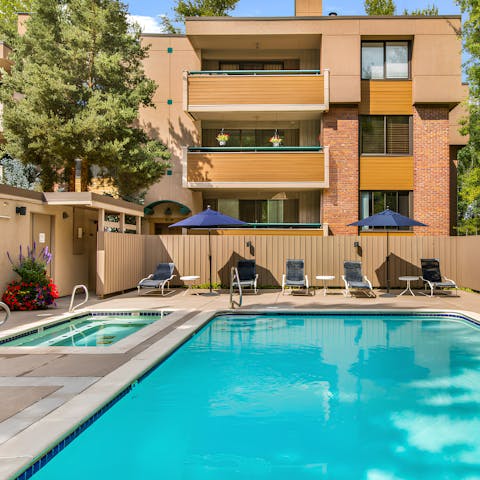 Flit between the shared swimming pool and communal hot tub
