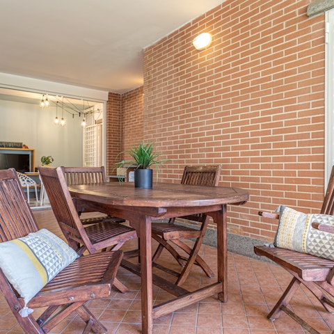 Sit down for an alfresco lunch on the covered patio