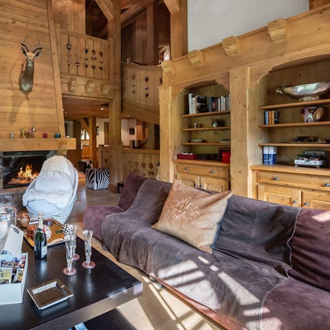 Enjoy an aperitif French style with wine and cheese