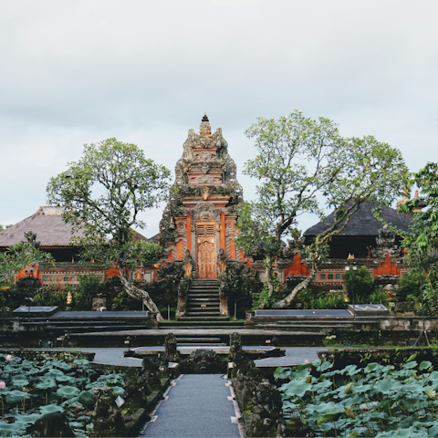 Discover historic sights and beautiful temples