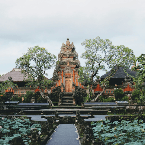 Discover historic sights and beautiful temples