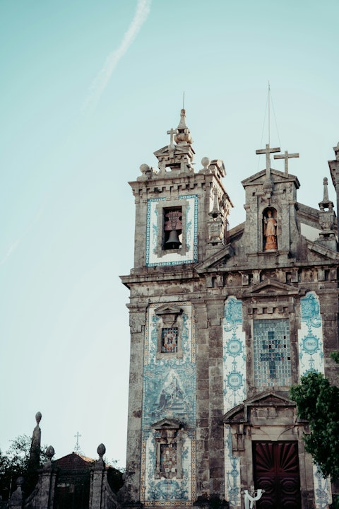 Make the ten-minute stroll to the Church of Saint Ildefonso