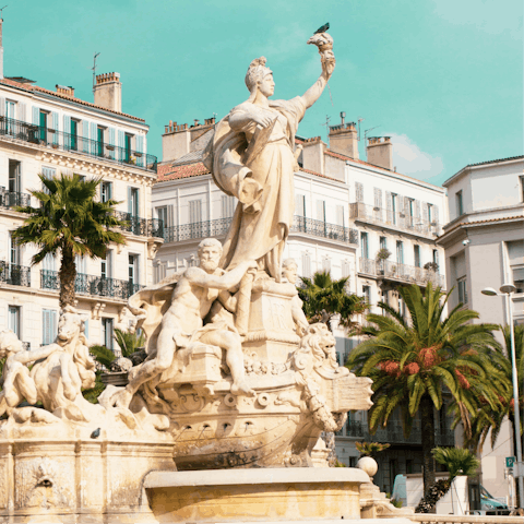 Explore the marine city of Toulon, fifteen-minute drive away