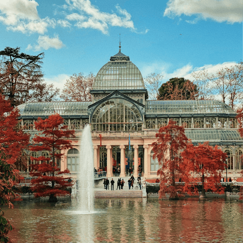 Begin your stay with a refreshing stroll to El Retiro Park