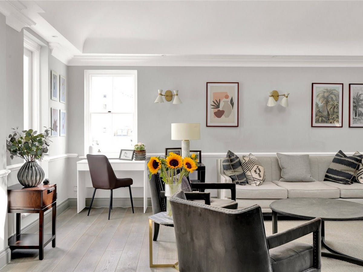 The Kensington Crown