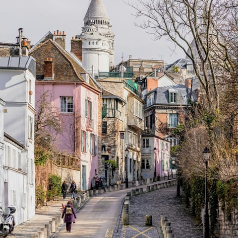 Wind your way through the pretty streets of Montmartre