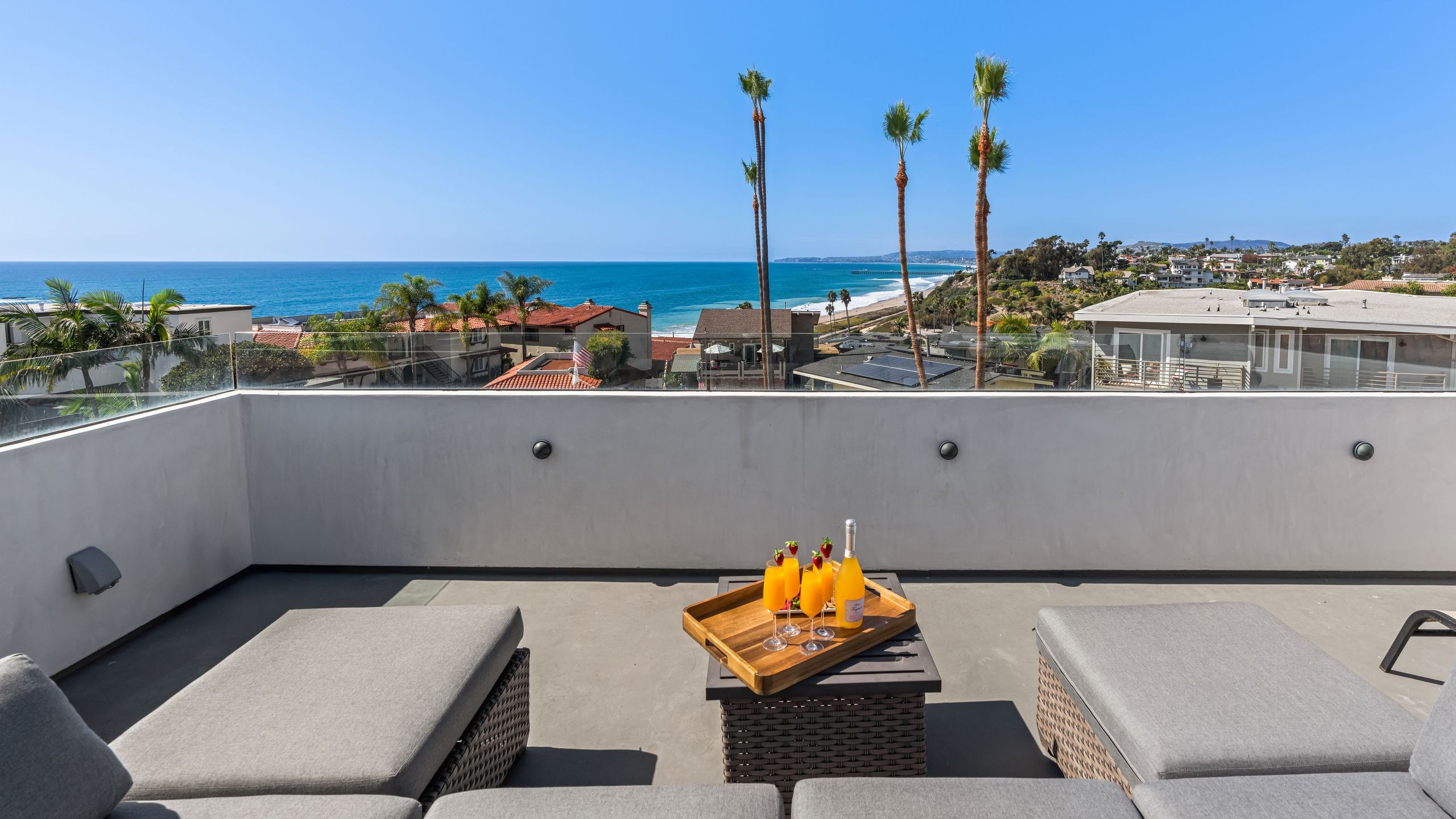 Rooftop & Waves