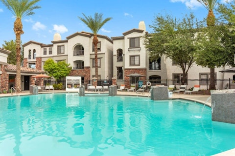 Cool off in the pool beneath Arizona's open sky