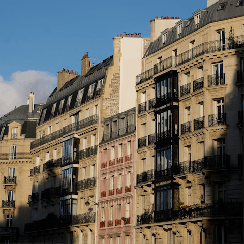 Explore the fashionable Marais district nearby