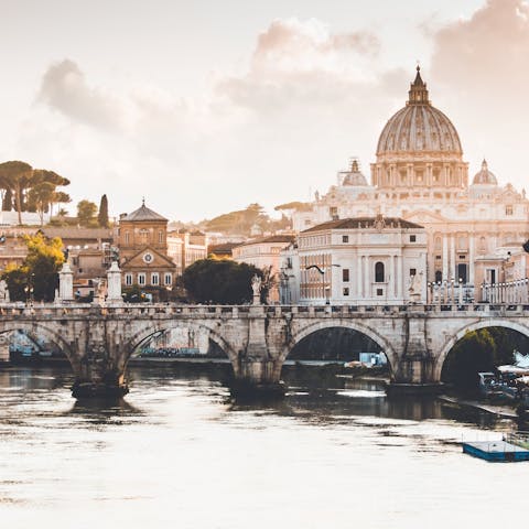 Explore the Termini neighbourhood of Rome