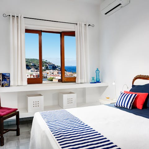 Wake up to wonderful views of the Sorrento hillside and the sea