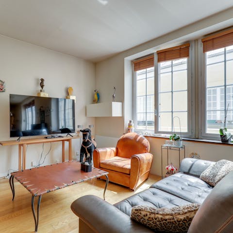 Relax on the sofa and rest your feet after a day of sightseeing