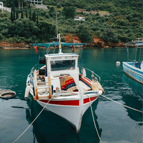 Take a boat trip in Kalamata, only 4 kilometres away