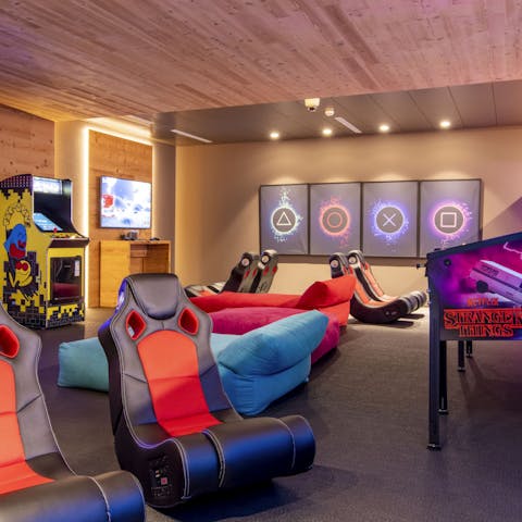 Spend the evening playing retro arcade games