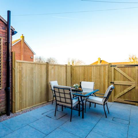 Let the drinks flow or dine alfresco on the private terrace