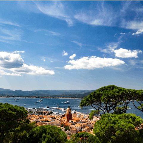 Spend a day or two visiting glitzy Saint Tropez – it's only 15 kilometres away