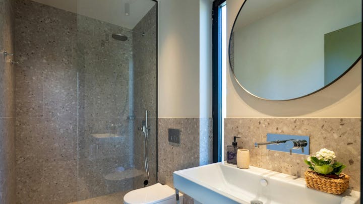 Bathroom photo