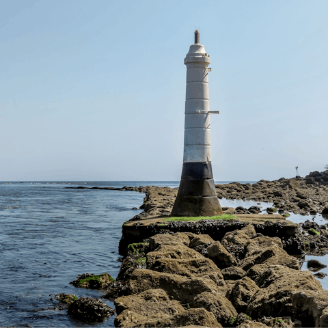Discover Shaldon, a charming fishing village on the River Teign