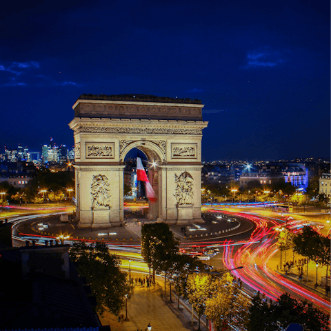Take a stroll to the Arc de Triomphe, eighteen-minutes away