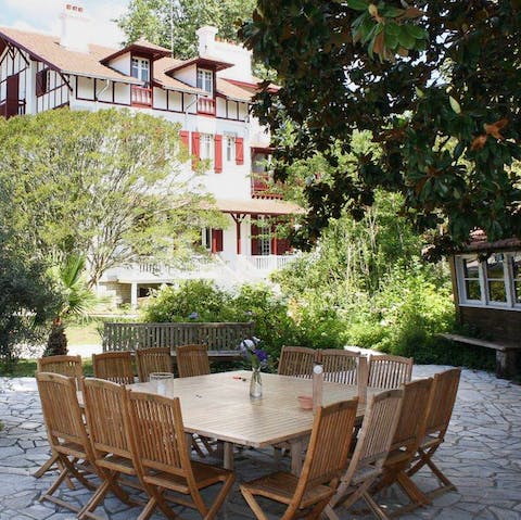 Enjoy al fresco dining