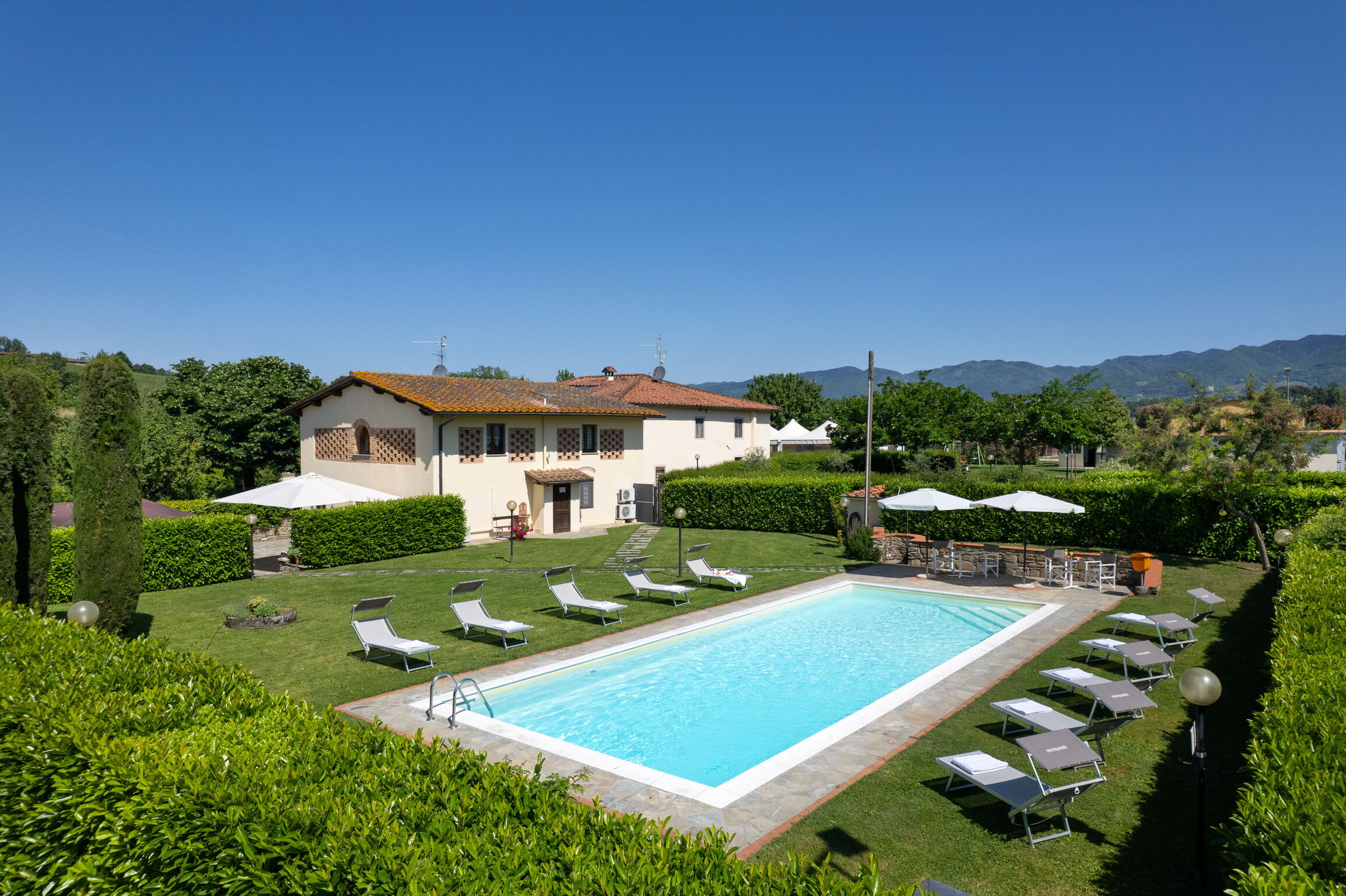 Tuscan Garden Retreat