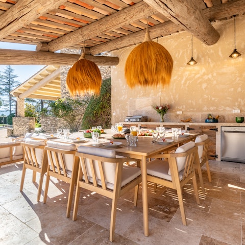 Cook up a meal and dine alfresco