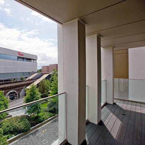 Unwind on the balcony after a spot of shopping at Westfield Shopping Centre