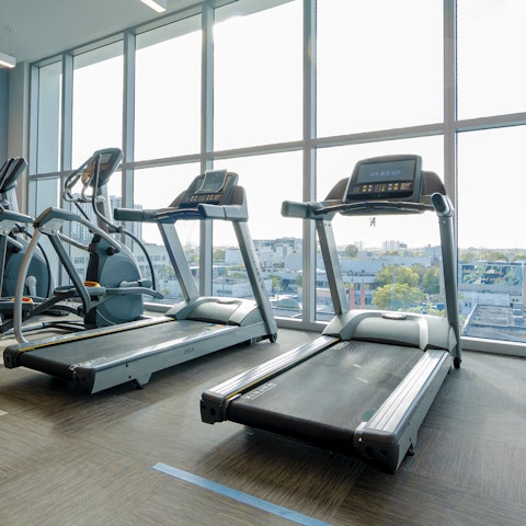 Feel refreshed after an energising workout in the gym