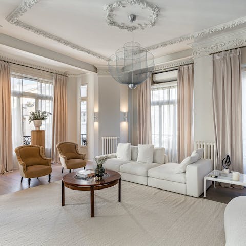 Relax with a glass of Spanish wine in the elegant living room