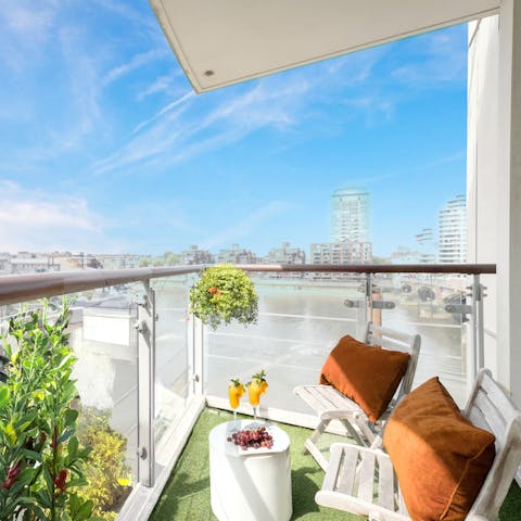 Find the perfect spot for sun set drinks on the balcony