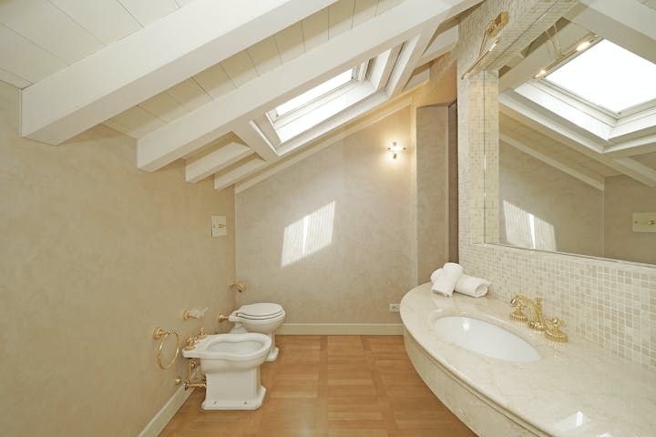 Bathroom photo