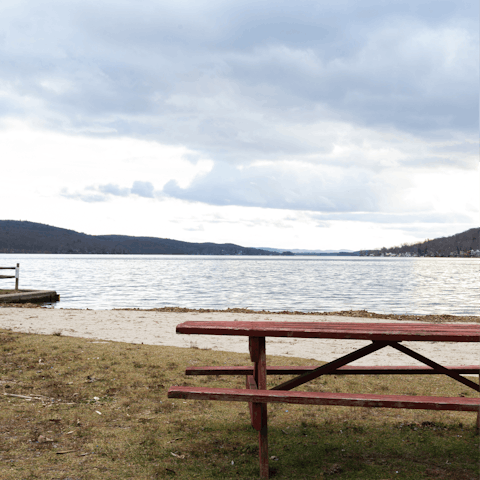 Walk to the lake's edge in moments